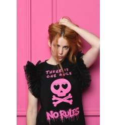 CAMISETA THERE IS ONE RULES