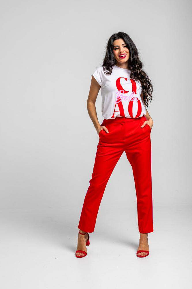 Camiseta sin mangas corte canalla blanca y texto