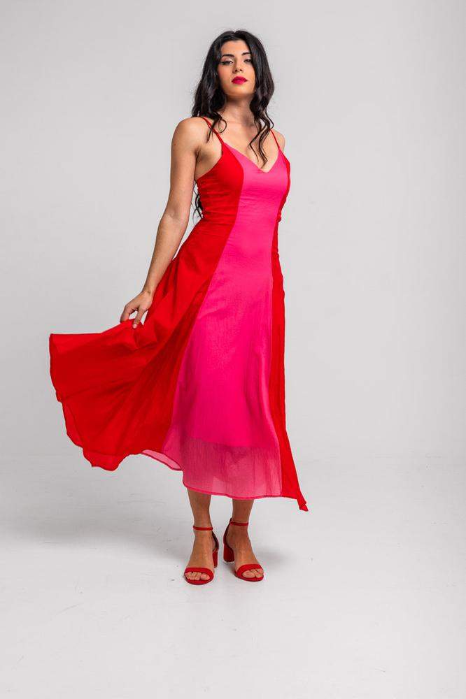 Vestido largo vuelo con tirantes graduables rosa y