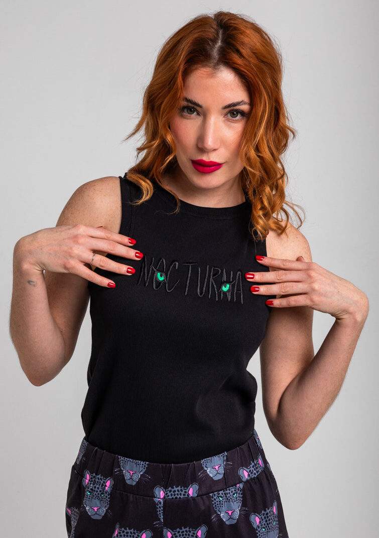 Camiseta escote nadador negra con pantera - Let’s