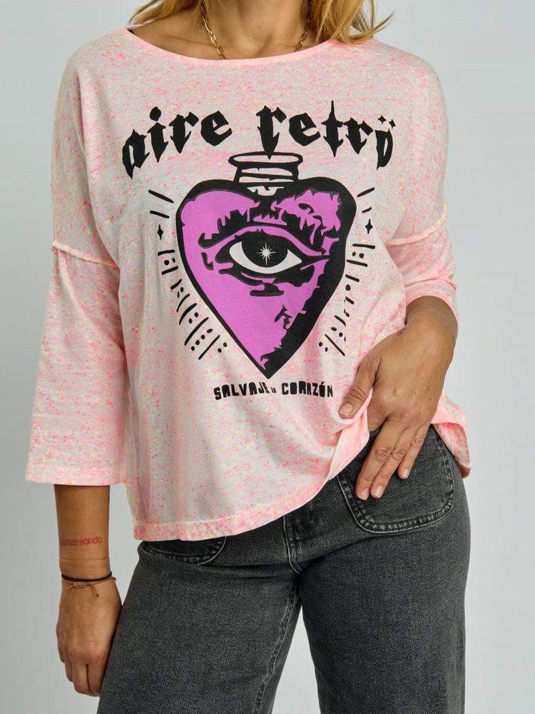 CAMISETA  SALVAJE de CORAZÓN  ROSA