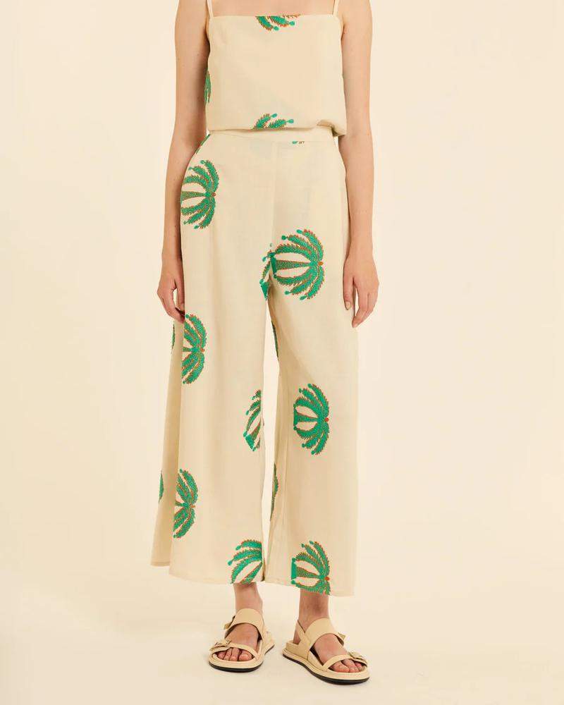 Pantalón amplio con bordado palmeras