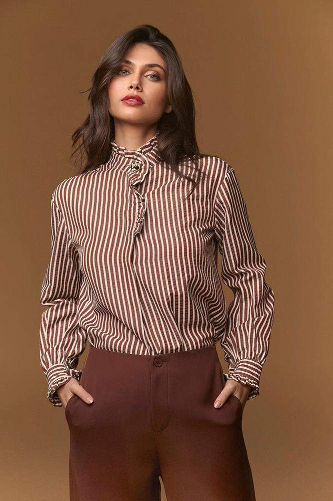 LINES TOP