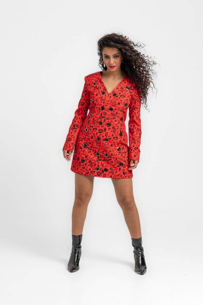 Vestido mini entallado con ojales metálicos de esc